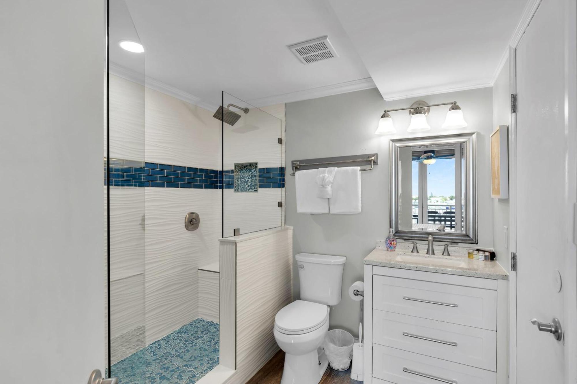 St Kitts - Downtown Waterfront Penthouse Pool Dock Parking Villa Key West Exteriör bild
