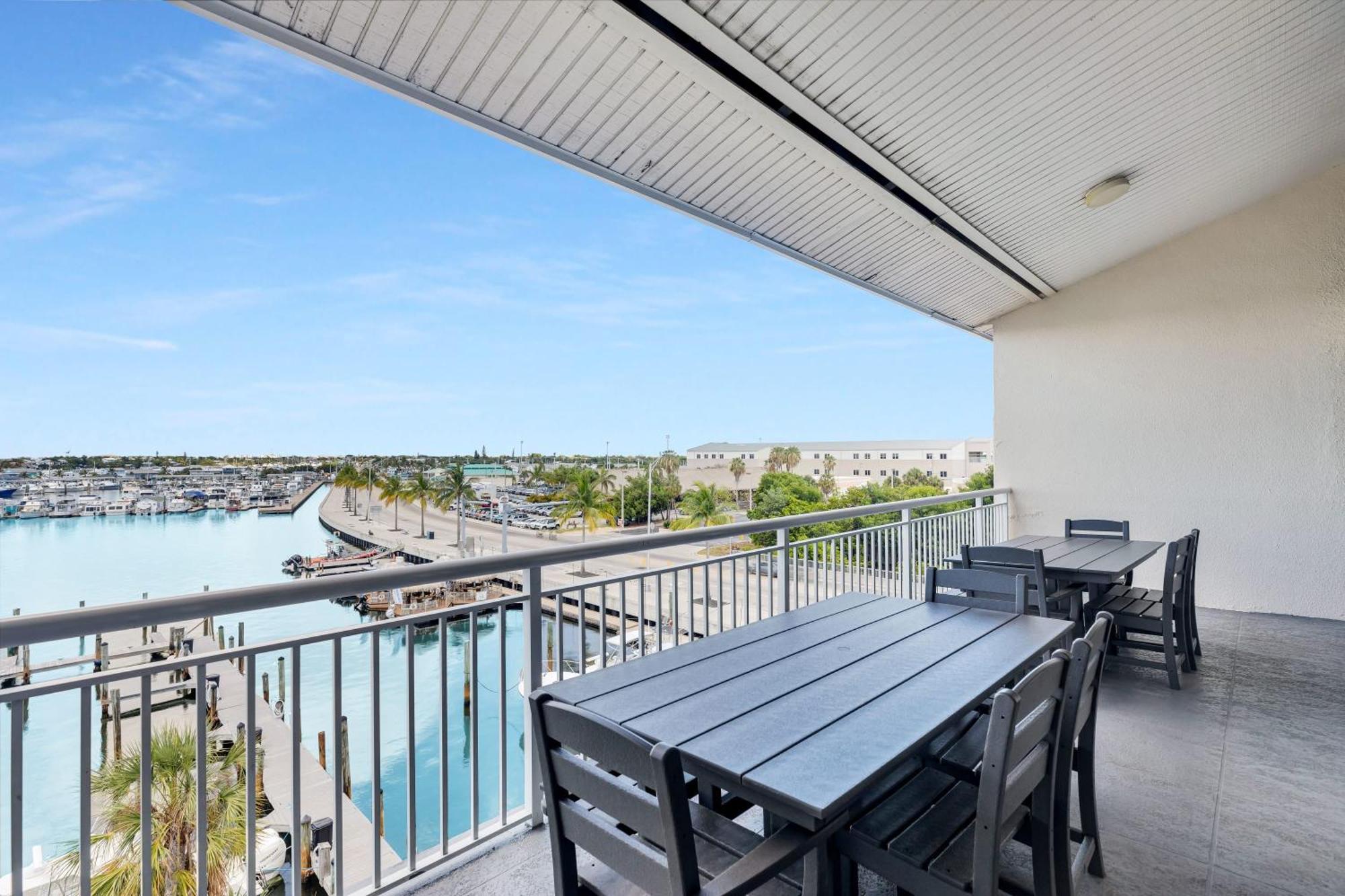 St Kitts - Downtown Waterfront Penthouse Pool Dock Parking Villa Key West Exteriör bild