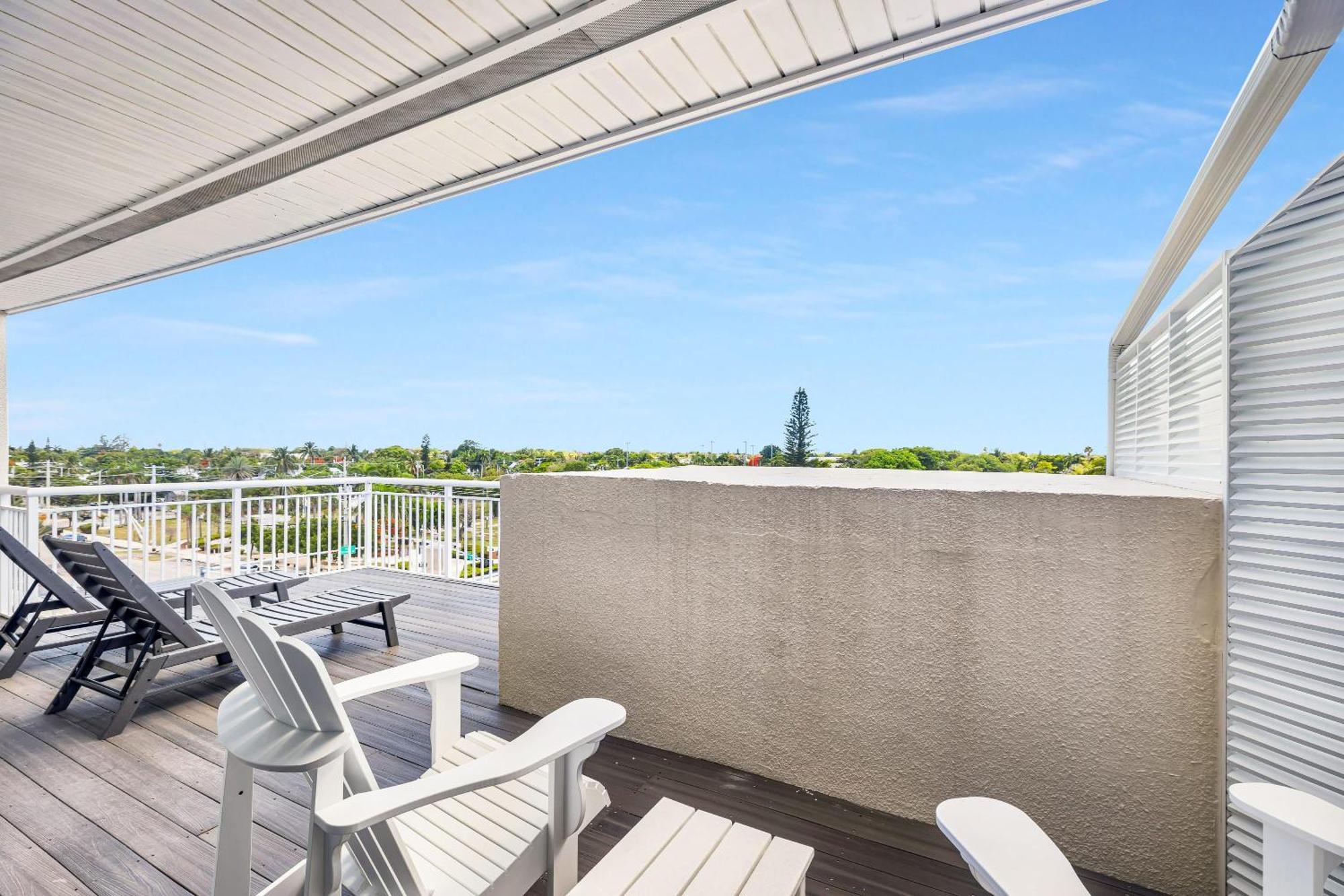 St Kitts - Downtown Waterfront Penthouse Pool Dock Parking Villa Key West Exteriör bild